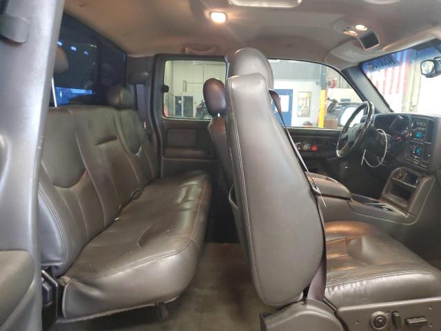Photo 10 from auction – 2004 CHEVROLET SILVERADO with VIN 2GCEK19T041434092