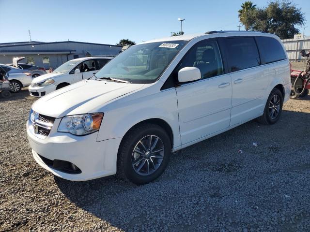 DODGE GRAND CARA 2017 with VIN 2C4RDGCG0HR807794 - Photo from auction