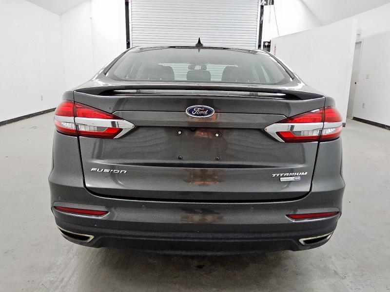Photo 6 from auction – 2020 FORD FUSION TIT with VIN 3FA6P0D98LR152472