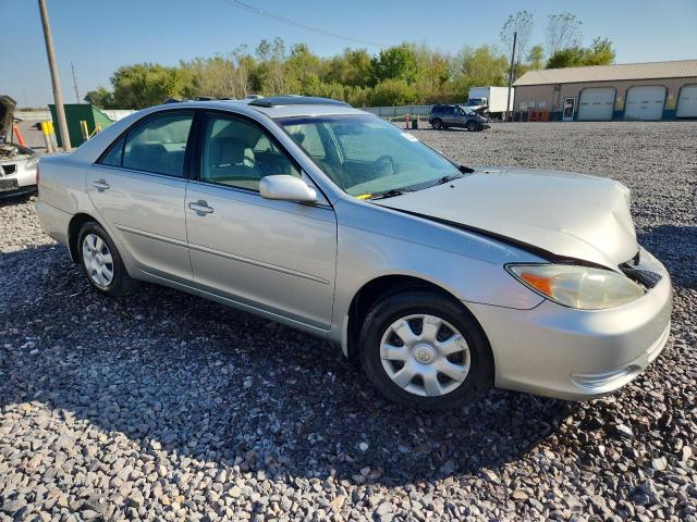Photo 4 from auction – 2002 TOYOTA CAMRY LE with VIN 4T1BE30K22U543628
