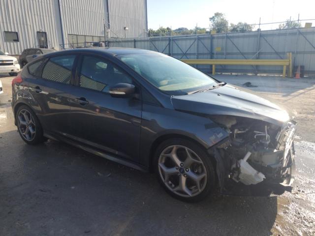 Photo 4 from auction – 2017 FORD FOCUS ST with VIN 1FADP3L97HL348838