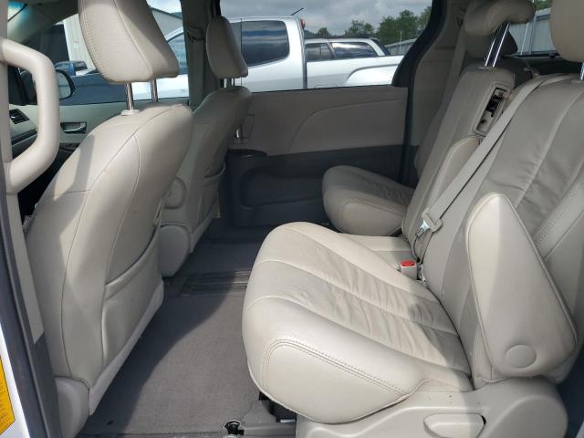 Photo 11 from auction – 2012 TOYOTA SIENNA XLE with VIN 5TDYK3DC4CS222903