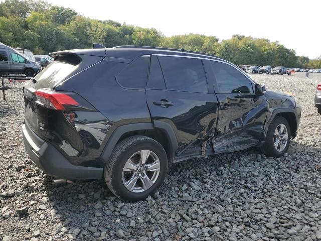 Photo 3 from auction – 2022 TOYOTA RAV4 XLE with VIN 2T3P1RFV8NW286802