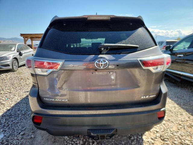 Photo 6 from auction – 2016 TOYOTA HIGHLANDER with VIN 5TDJKRFH4GS285101