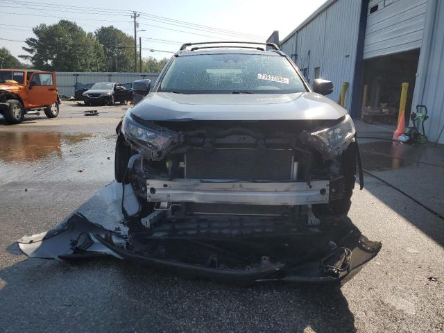 Photo 5 from auction – 2020 TOYOTA RAV4 LE with VIN JTMK1RFV2LD052918