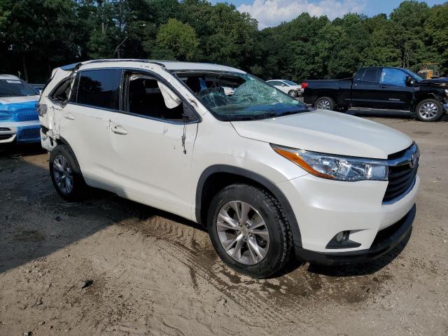Photo 4 from auction – 2015 TOYOTA HIGHLANDER with VIN 5TDKKRFH2FS092464