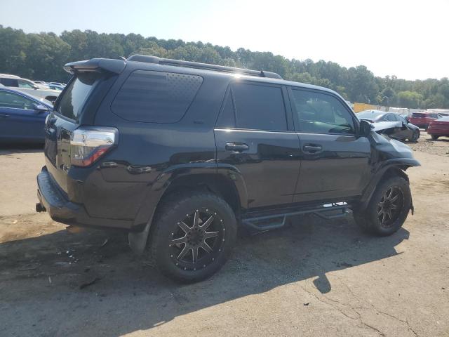 Photo 3 from auction – 2014 TOYOTA 4RUNNER SR5 with VIN JTEZU5JR9E5067613