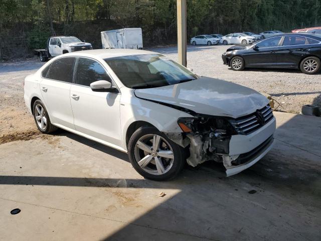 Photo 4 from auction – 2014 VOLKSWAGEN PASSAT S with VIN 1VWAS7A32EC027395