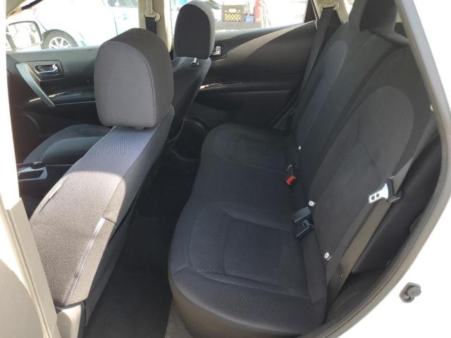 Photo 11 from auction – 2015 NISSAN ROGUE SELECT S with VIN JN8AS5MTXFW674070