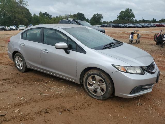Photo 4 from auction – 2015 HONDA CIVIC LX with VIN 19XFB2F5XFE267553