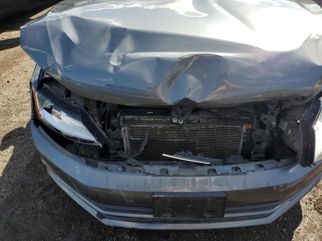 Photo 11 from auction – 2017 VOLKSWAGEN JETTA with VIN 3VWDB7AJ3HM207211
