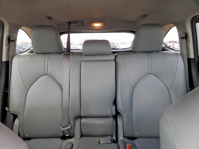 Photo 10 from auction – 2021 TOYOTA HIGHLANDER with VIN 5TDCZRAH8MS527573
