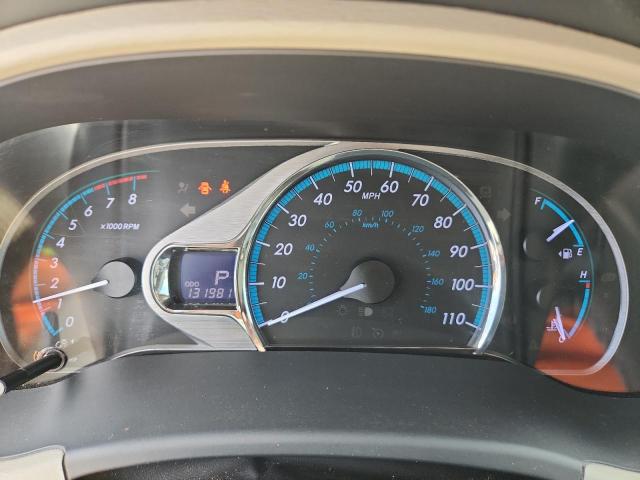 Photo 9 from auction – 2014 TOYOTA SIENNA XLE with VIN 5TDYK3DC4ES415104