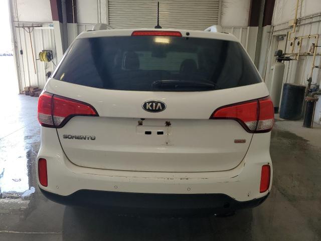 Photo 6 from auction – 2015 KIA SORENTO LX with VIN 5XYKTDA65FG613731