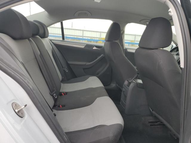 Photo 11 from auction – 2017 VOLKSWAGEN JETTA S with VIN 3VW2B7AJ8HM317291