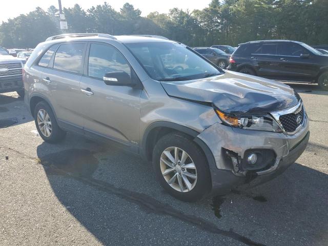 Photo 4 from auction – 2012 KIA SORENTO BASE with VIN 5XYKTDA24CG196904