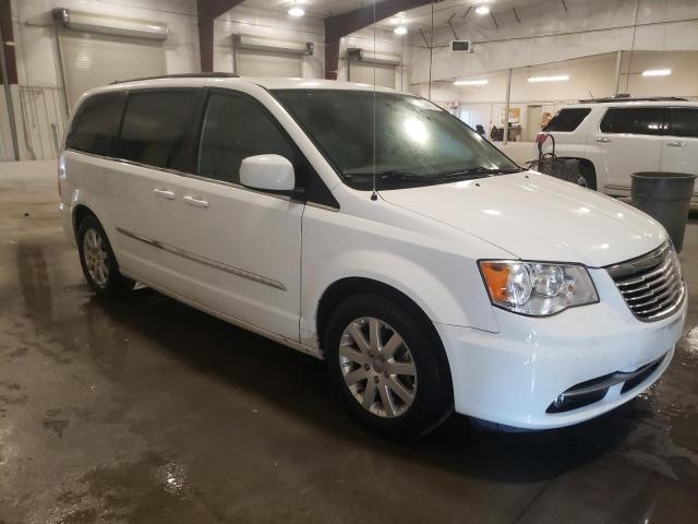 Photo 4 from auction – 2016 CHRYSLER TOWN & COU with VIN 2C4RC1BG7GR206222