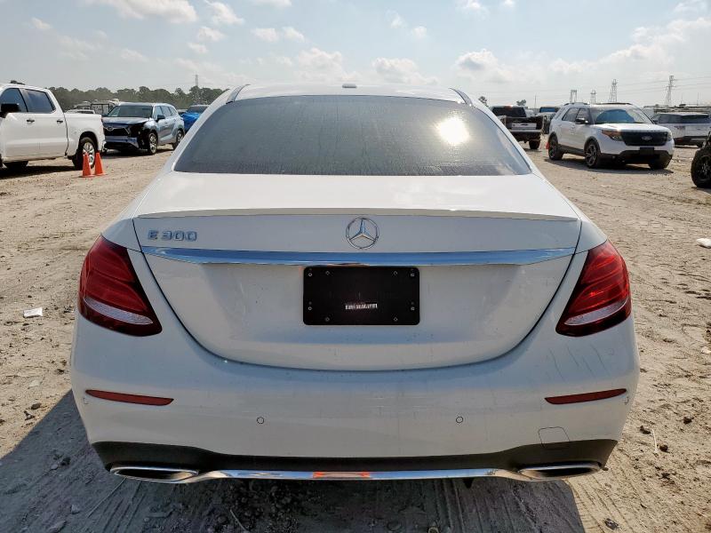 Photo 6 from auction – 2018 MERCEDES-BENZ E 300 with VIN WDDZF4JB6JA435832
