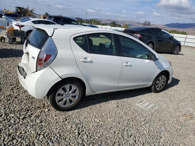 Photo 3 from auction – 2012 TOYOTA PRIUS C with VIN JTDKDTB30C1022858