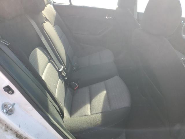 Photo 10 from auction – 2016 KIA FORTE LX with VIN KNAFK5A83G5582885