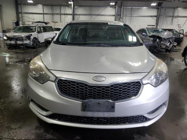 Photo 5 from auction – 2014 KIA FORTE with VIN KNAFX4A6XE5166758