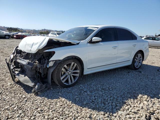 Photo 1 from auction – 2017 VOLKSWAGEN PASSAT SE with VIN 1VWGT7A35HC034191