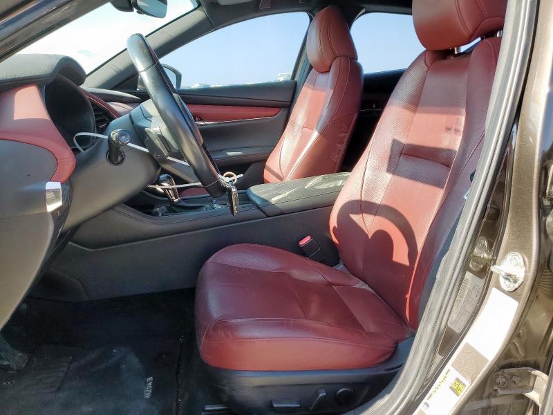 Photo 7 from auction – 2019 MAZDA 3 PREMIUM with VIN JM1BPANM9K1116607