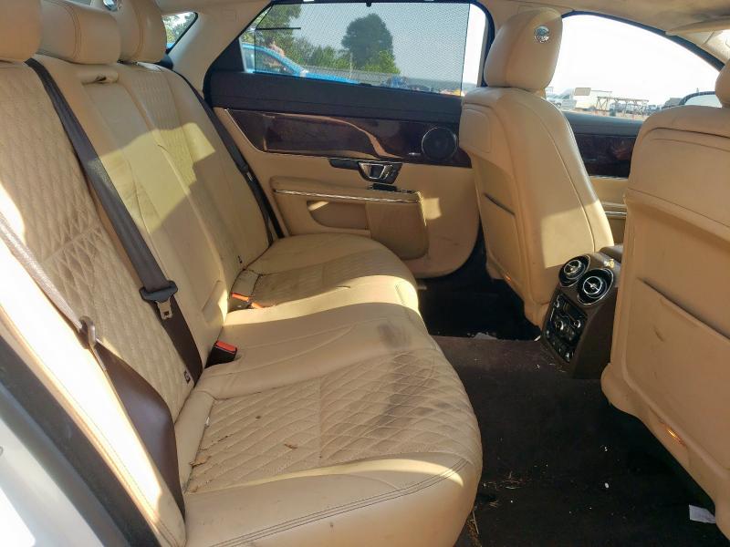Photo 10 from auction – 2016 JAGUAR XJL SUPERC with VIN SAJWA2GE2GMW01581