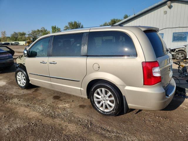 Photo 2 from auction – 2016 CHRYSLER TOWN & COU with VIN 2C4RC1GG5GR232648