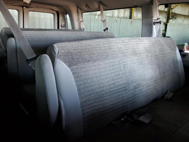 Photo 11 from auction – 2003 FORD ECONOLINE with VIN 1FBSS31L53HA01927