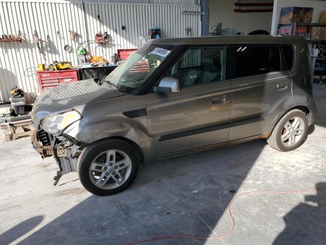 KIA SOUL + 2010 with VIN KNDJT2A29A7080172 - Photo from auction