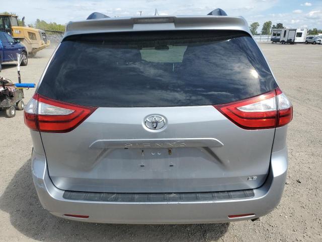 Photo 6 from auction – 2018 TOYOTA SIENNA LE with VIN 5TDKZ3DC0JS947073