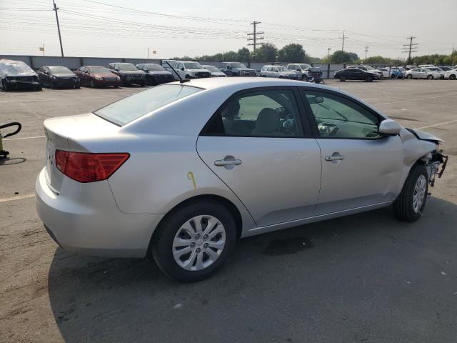 Photo 3 from auction – 2011 KIA FORTE LX with VIN KNAFT4A24B5442579