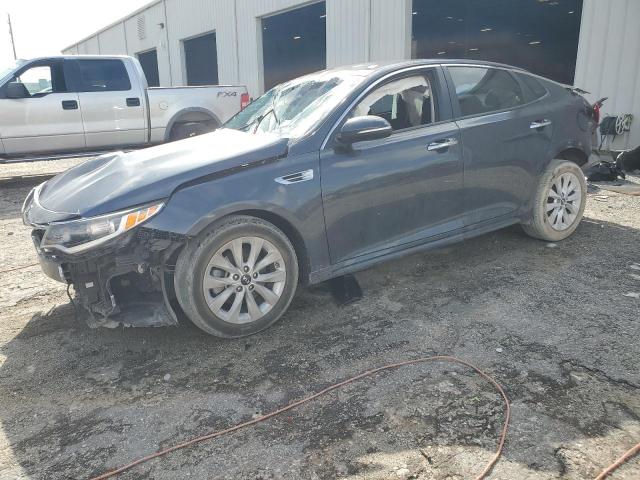Photo 1 from auction – 2017 KIA OPTIMA LX with VIN 5XXGT4L37HG131634