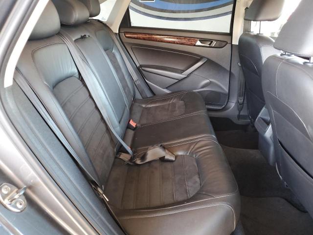 Photo 10 from auction – 2012 VOLKSWAGEN PASSAT SEL with VIN 1VWCM7A36CC066152