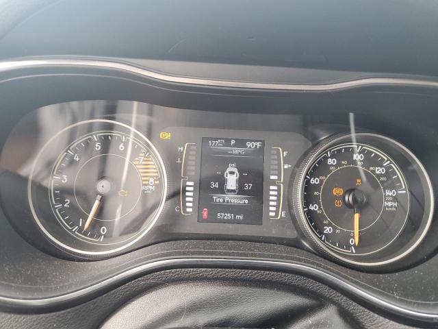 Photo 9 from auction – 2019 JEEP CHEROKEE L with VIN 1C4PJMCXXKD435552