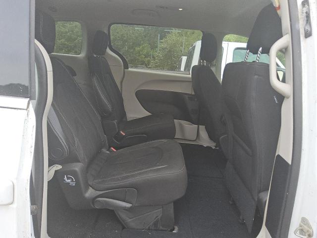 Photo 11 from auction – 2021 CHRYSLER VOYAGER LX with VIN 2C4RC1CG6MR556953