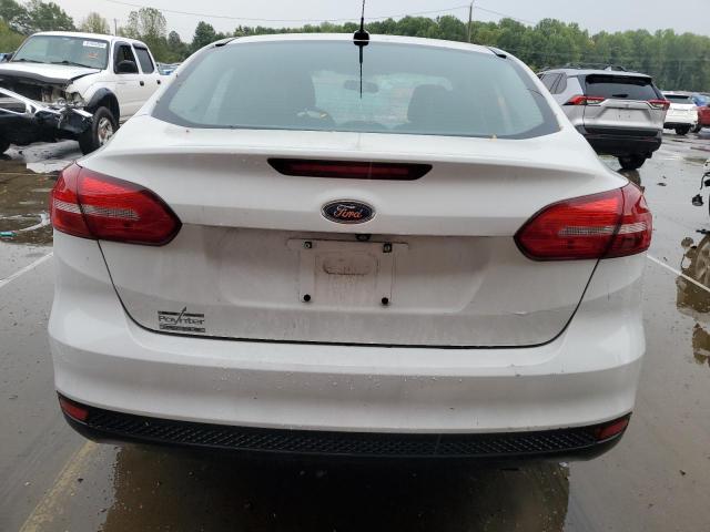 Photo 6 from auction – 2015 FORD FOCUS SE with VIN 1FADP3F27FL301854