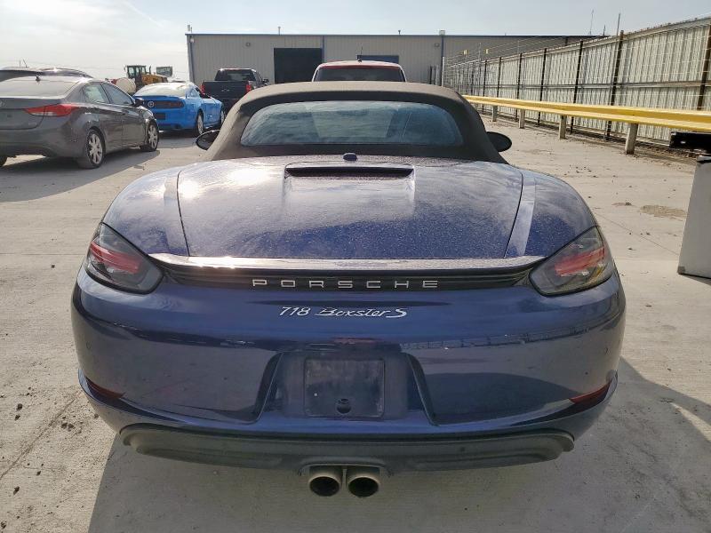 Photo 6 from auction – 2021 PORSCHE BOXSTER S with VIN WP0CB2A83MS225174