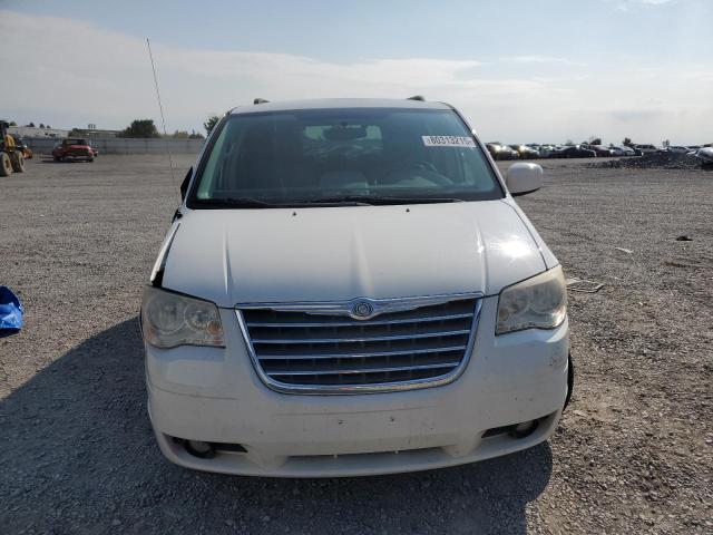 Photo 5 from auction – 2010 CHRYSLER TOWN & COU with VIN 2A4RR5D16AR252527