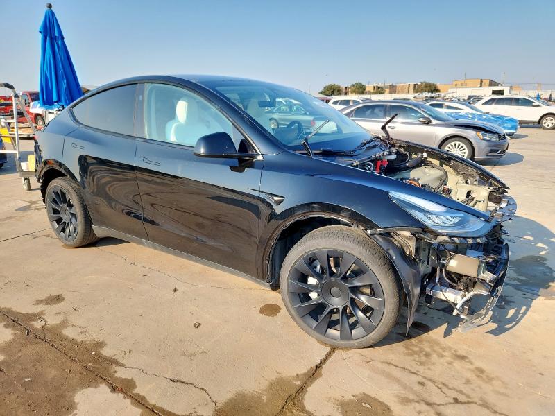 Photo 4 from auction – 2024 TESLA MODEL Y with VIN 7SAYGDEE4RA236871