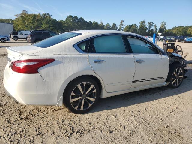 Photo 3 from auction – 2017 NISSAN ALTIMA 2.5 with VIN 1N4AL3AP3HC120674