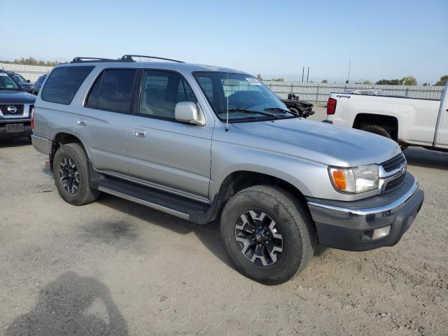 Photo 4 from auction – 2002 TOYOTA 4RUNNER SR with VIN JT3GN86R620229391