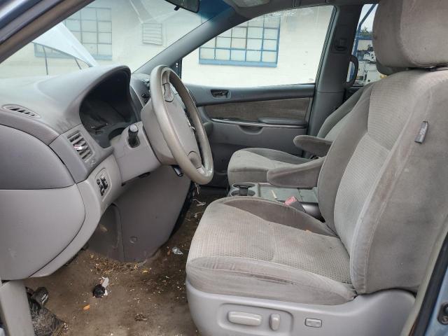 Photo 7 from auction – 2010 TOYOTA SIENNA CE with VIN 5TDKK4CC5AS305380
