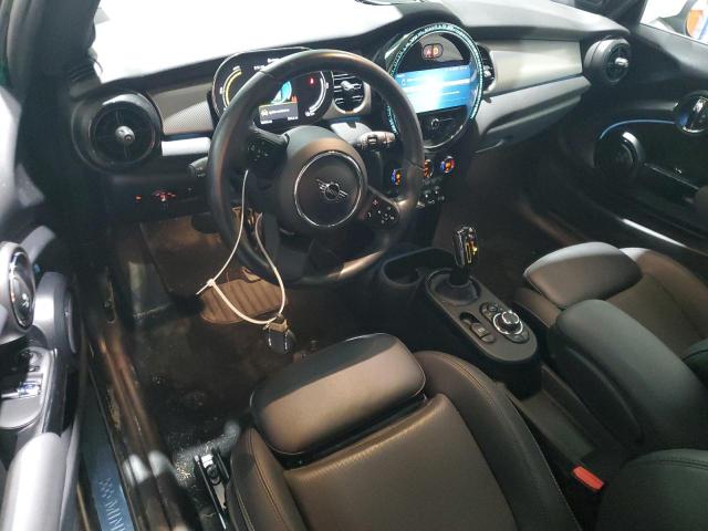 Photo 8 from auction – 2023 MINI COOPER SE with VIN WMW13DJ07P2T31915