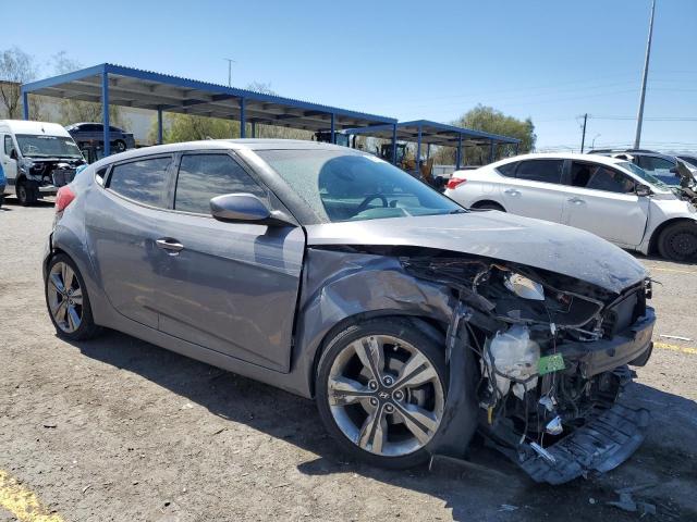 Photo 4 from auction – 2017 HYUNDAI VELOSTER with VIN KMHTC6AD6HU314275