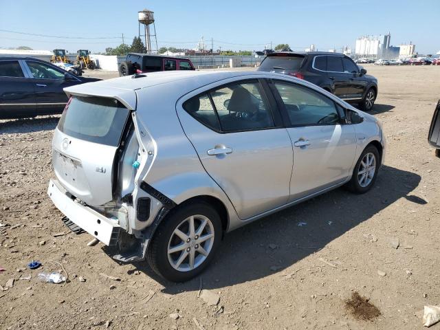 Photo 3 from auction – 2012 TOYOTA PRIUS C with VIN JTDKDTB31C1521572