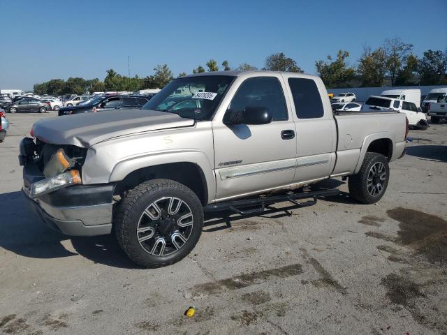 CHEVROLET SILVERADO 2005 with VIN 1GCHC29U05E182448 - Photo from auction
