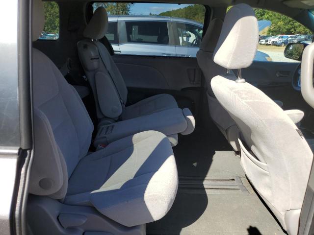 Photo 11 from auction – 2015 TOYOTA SIENNA LE with VIN 5TDKK3DCXFS547873