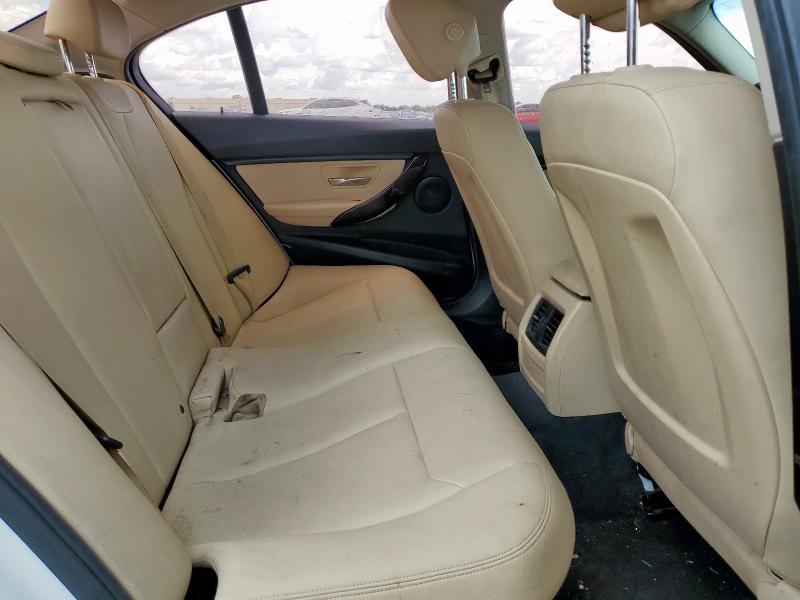 Photo 10 from auction – 2017 BMW 320 XI with VIN WBA8E5G56HNU22319
